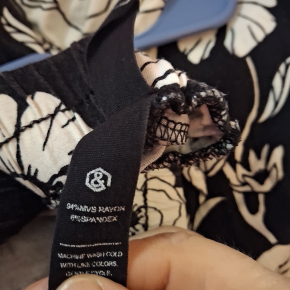 Agnes & Dora Floral Black and Cream Women's Flowy Wide Legged Pants Size XL - Picture 4 of 5